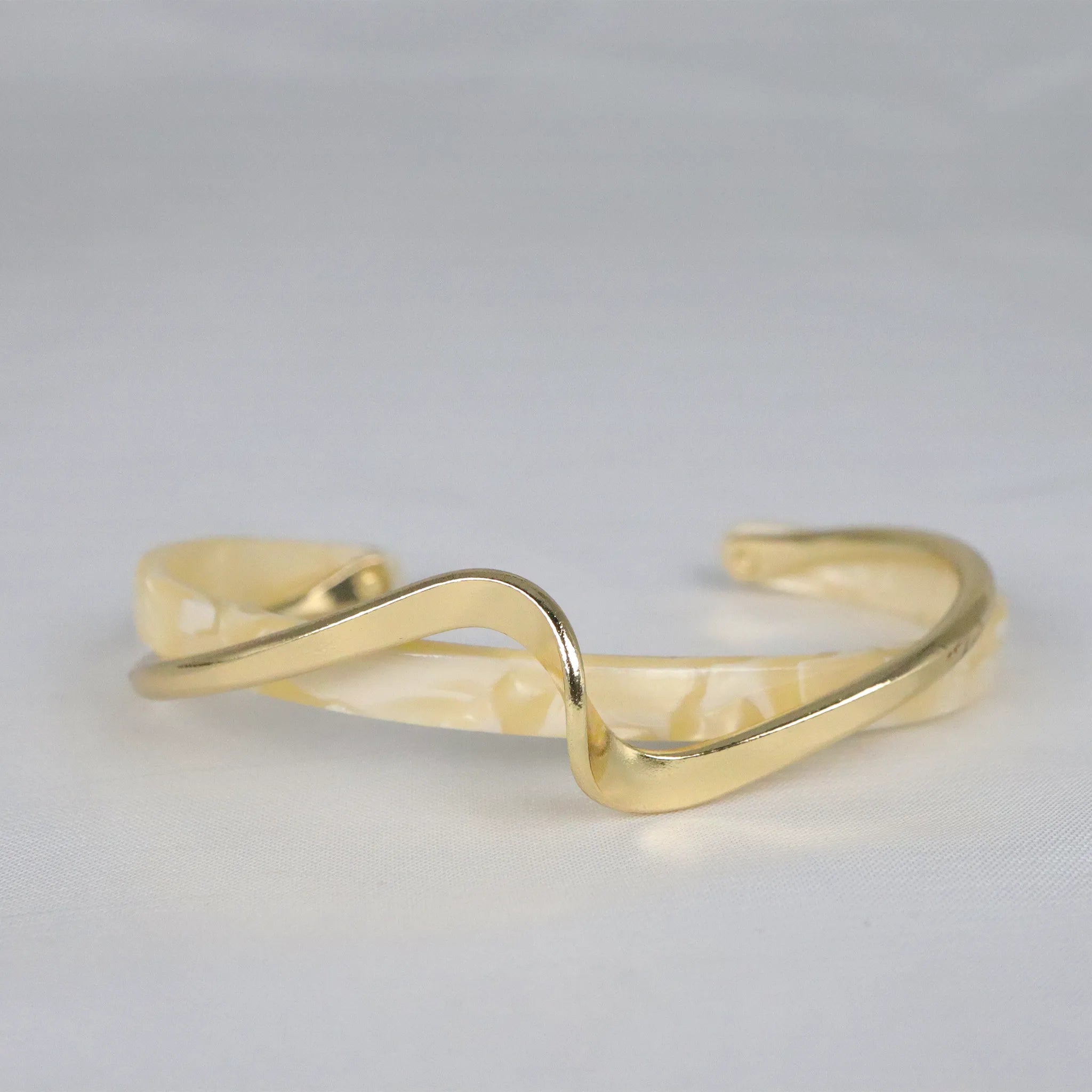 Elegant Marble-Textured Open Cuff Bracelet