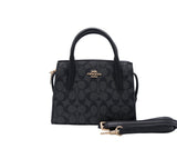 Classic Charm Meets Modern Versatility: The Perfect Everyday Bag
