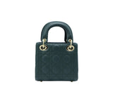 The Epitome of Elegance: A Timeless Handbag for Every Occasion