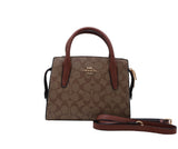 Classic Charm Meets Modern Versatility: The Perfect Everyday Bag