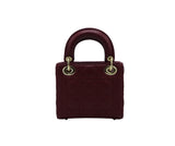 The Epitome of Elegance: A Timeless Handbag for Every Occasion