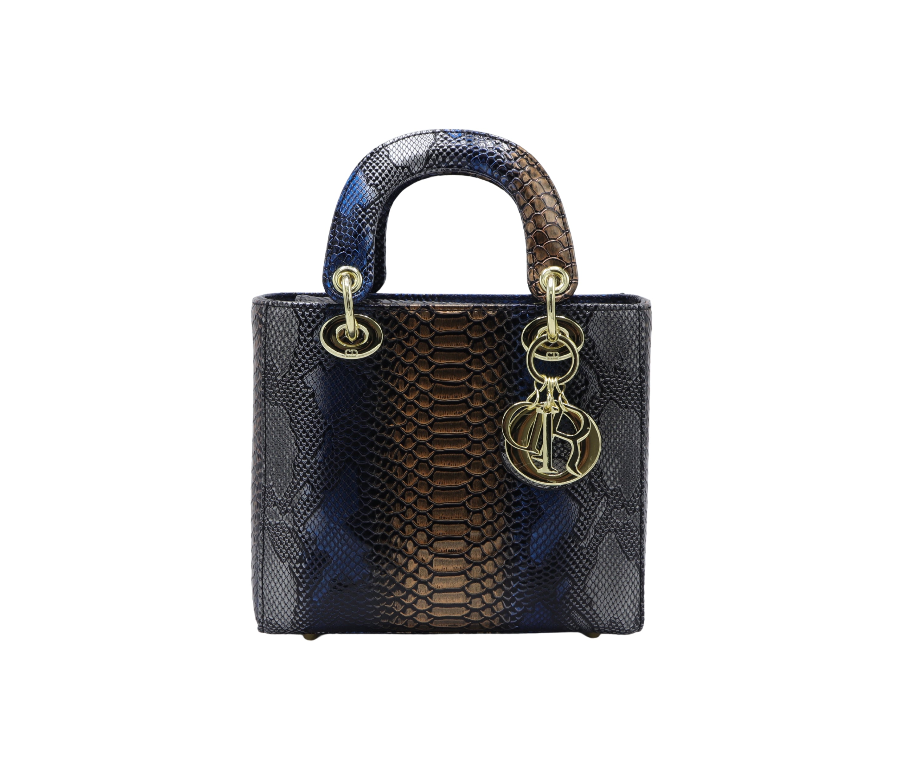 Exquisite Texture: The Luxe Handbag That Demands Attention