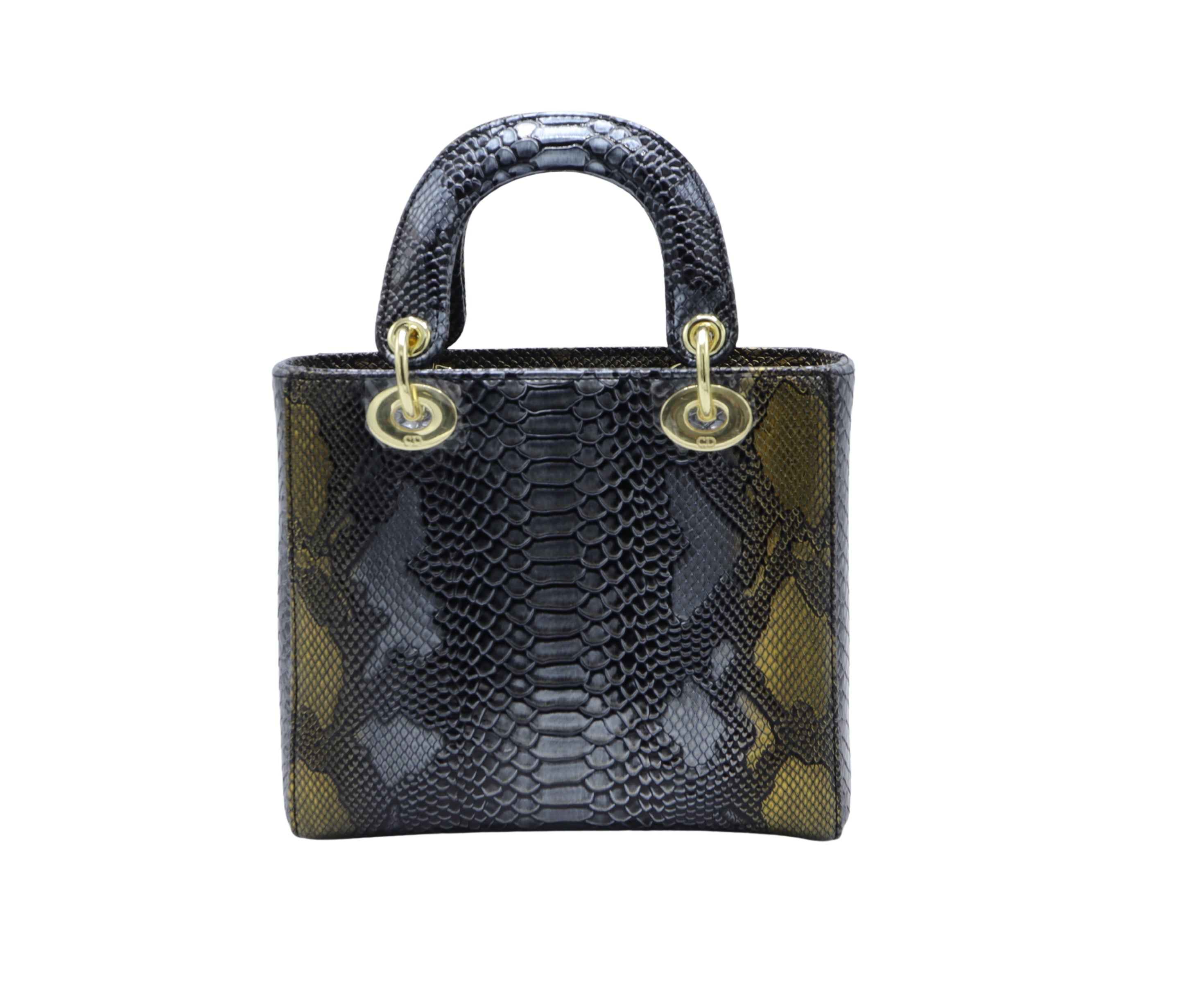 Exquisite Texture: The Luxe Handbag That Demands Attention