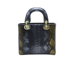 Exquisite Texture: The Luxe Handbag That Demands Attention