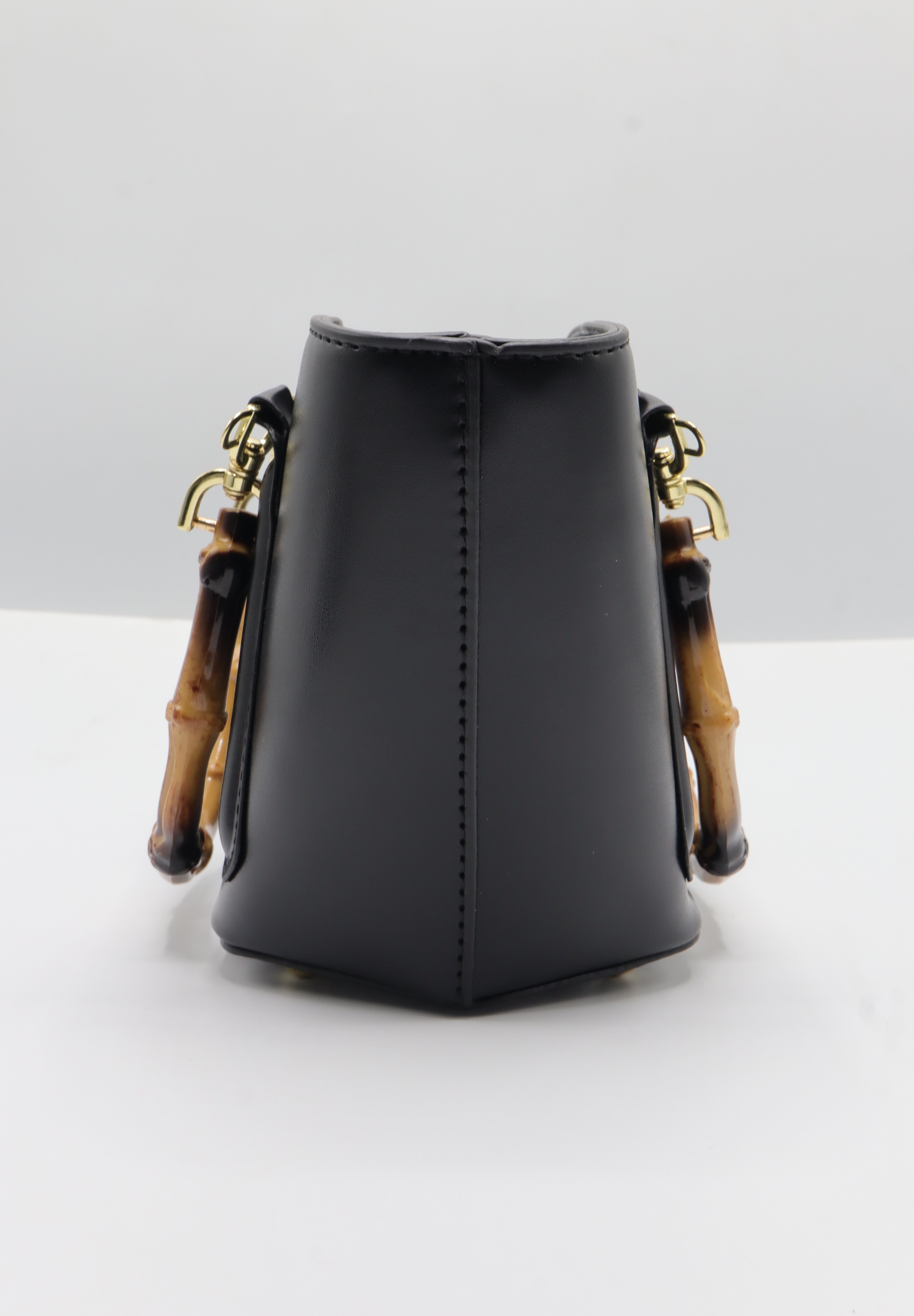 Gucci Bamboo Bucket Bag | Black Leather & Gold
