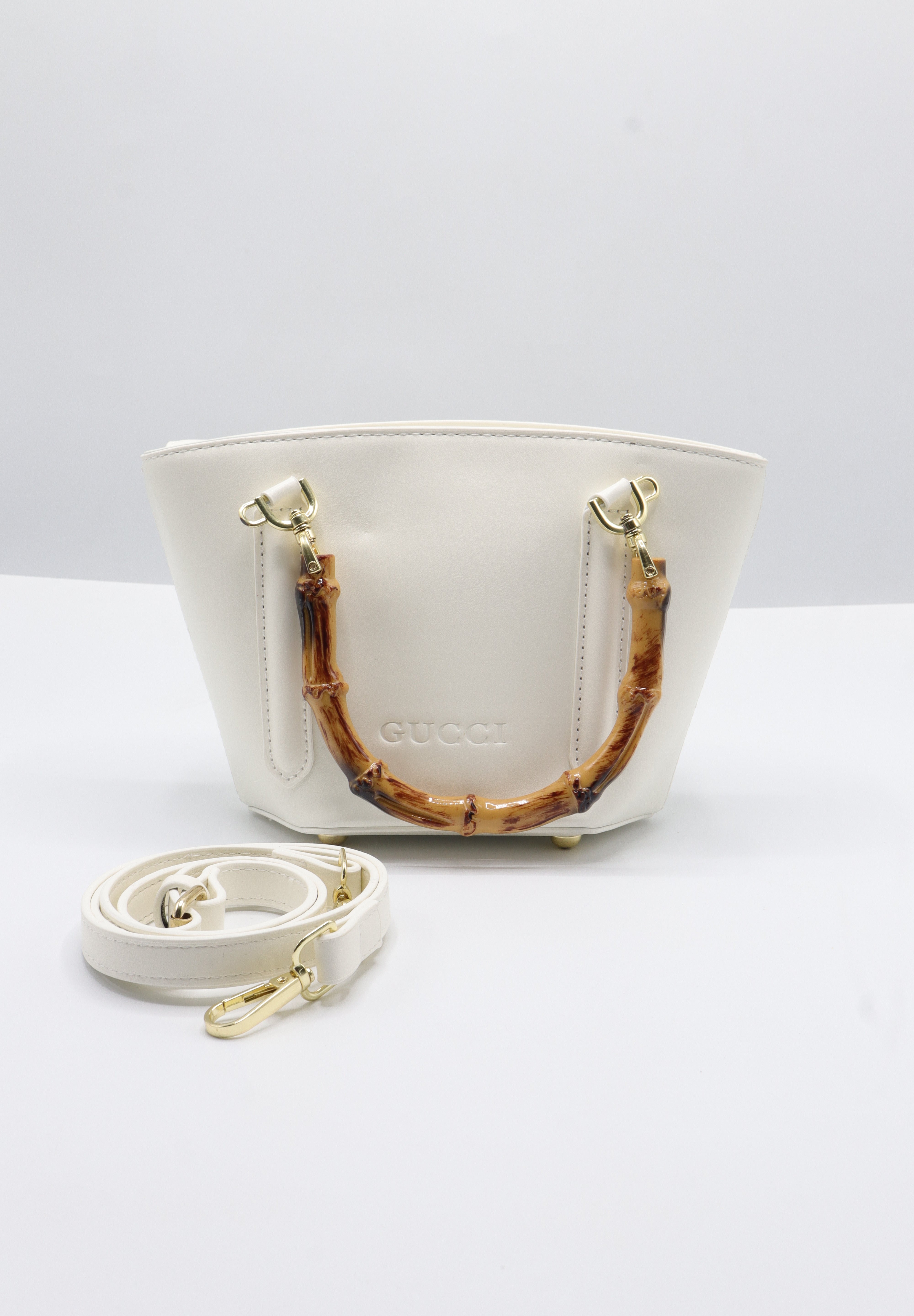 Gucci Bamboo Bucket Bag | White Leather & Gold