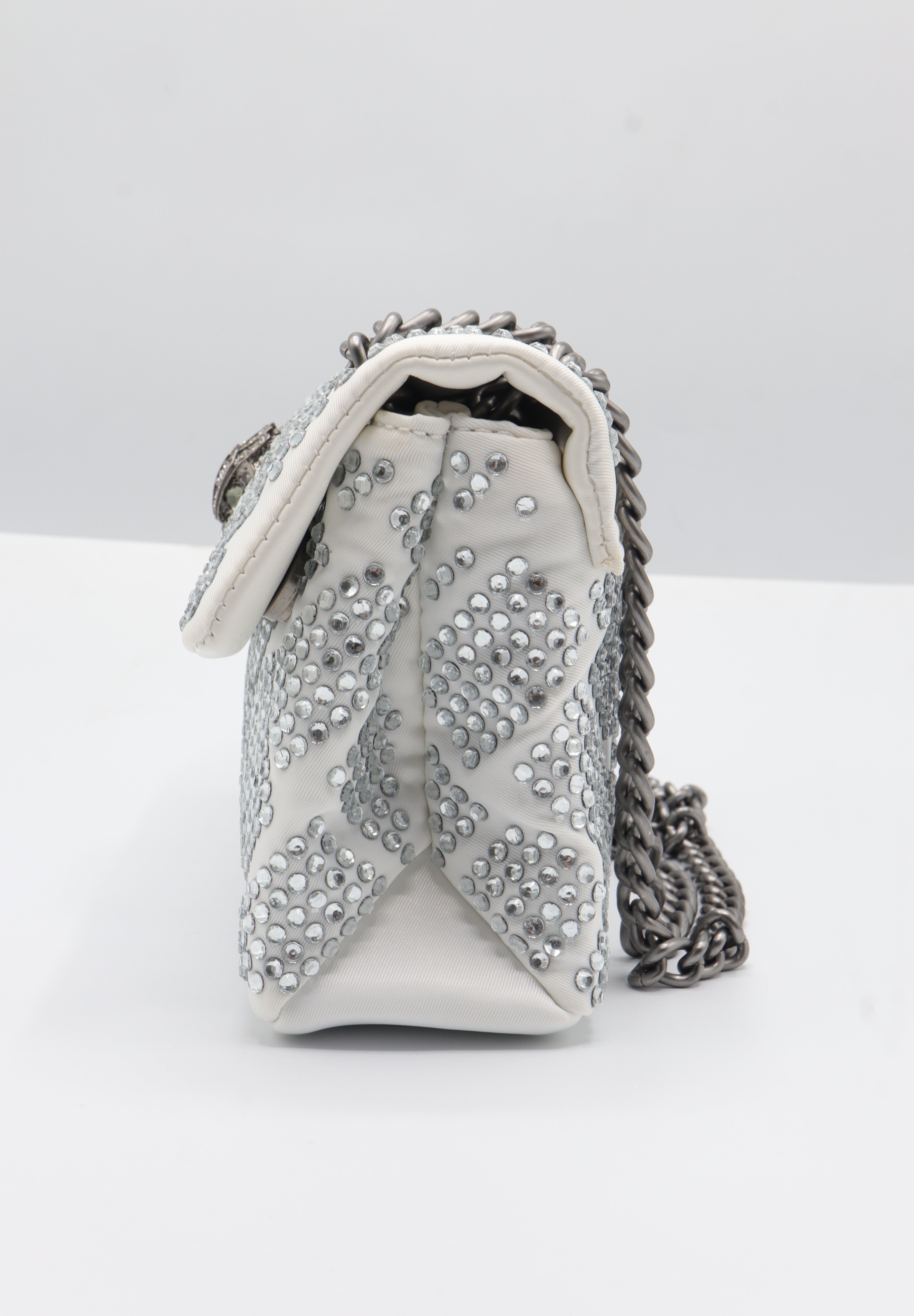 Kurt Geiger Kensington Crystal Bag | White Quilted & Gunmetal