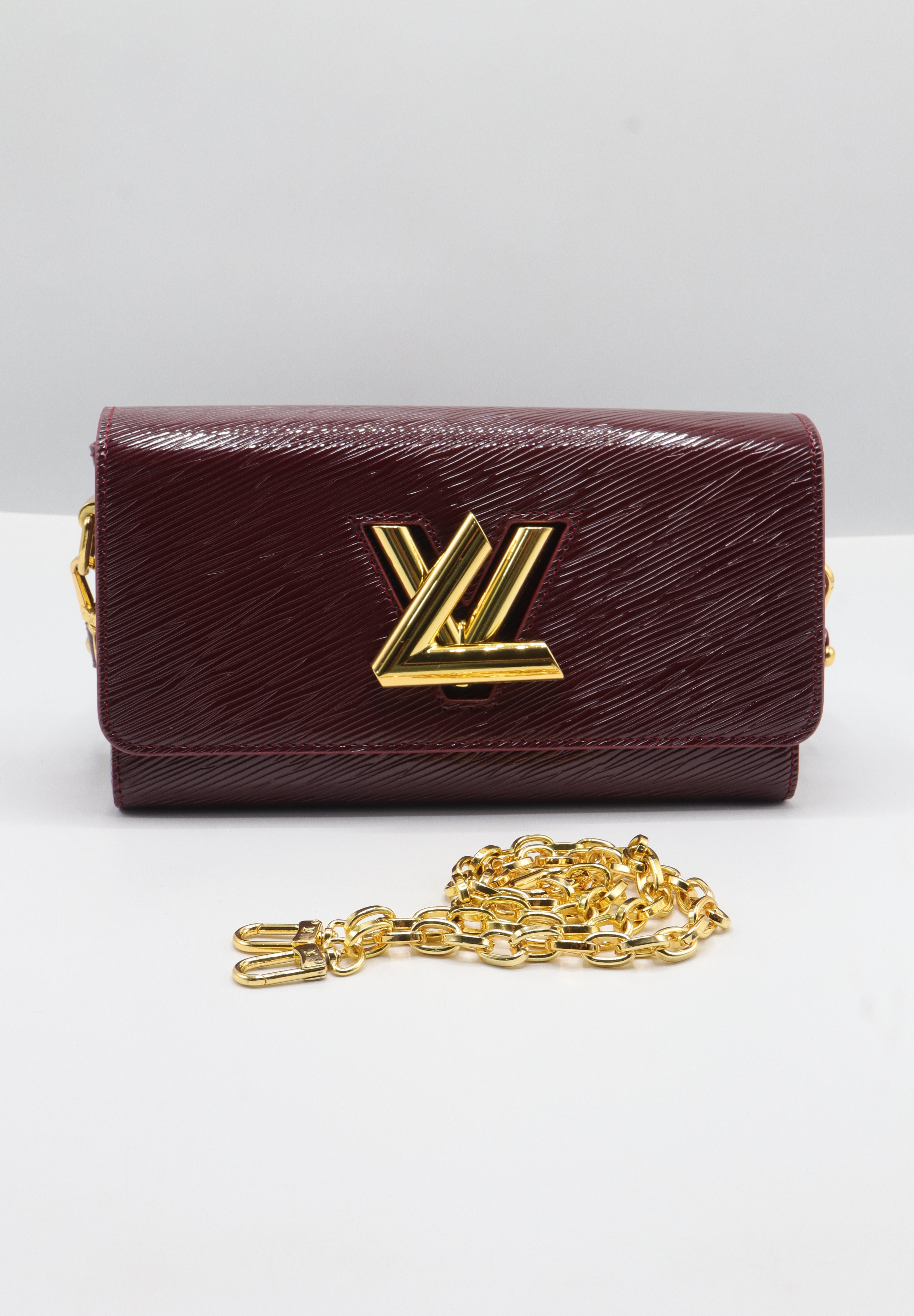 Louis Vuitton Twist Chain Wallet | Burgundy Epi Leather