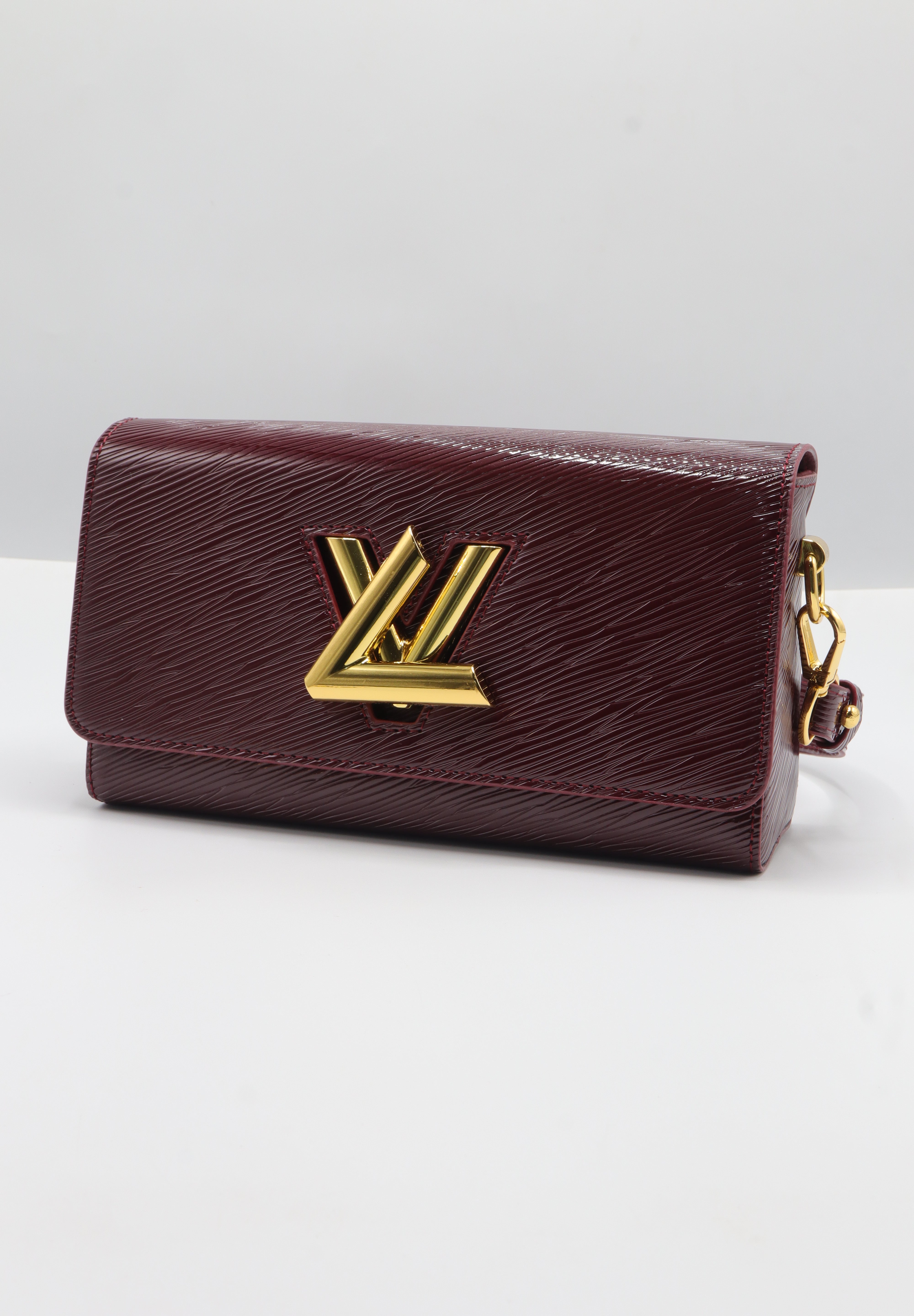 Louis Vuitton Twist Chain Wallet | Burgundy Epi Leather