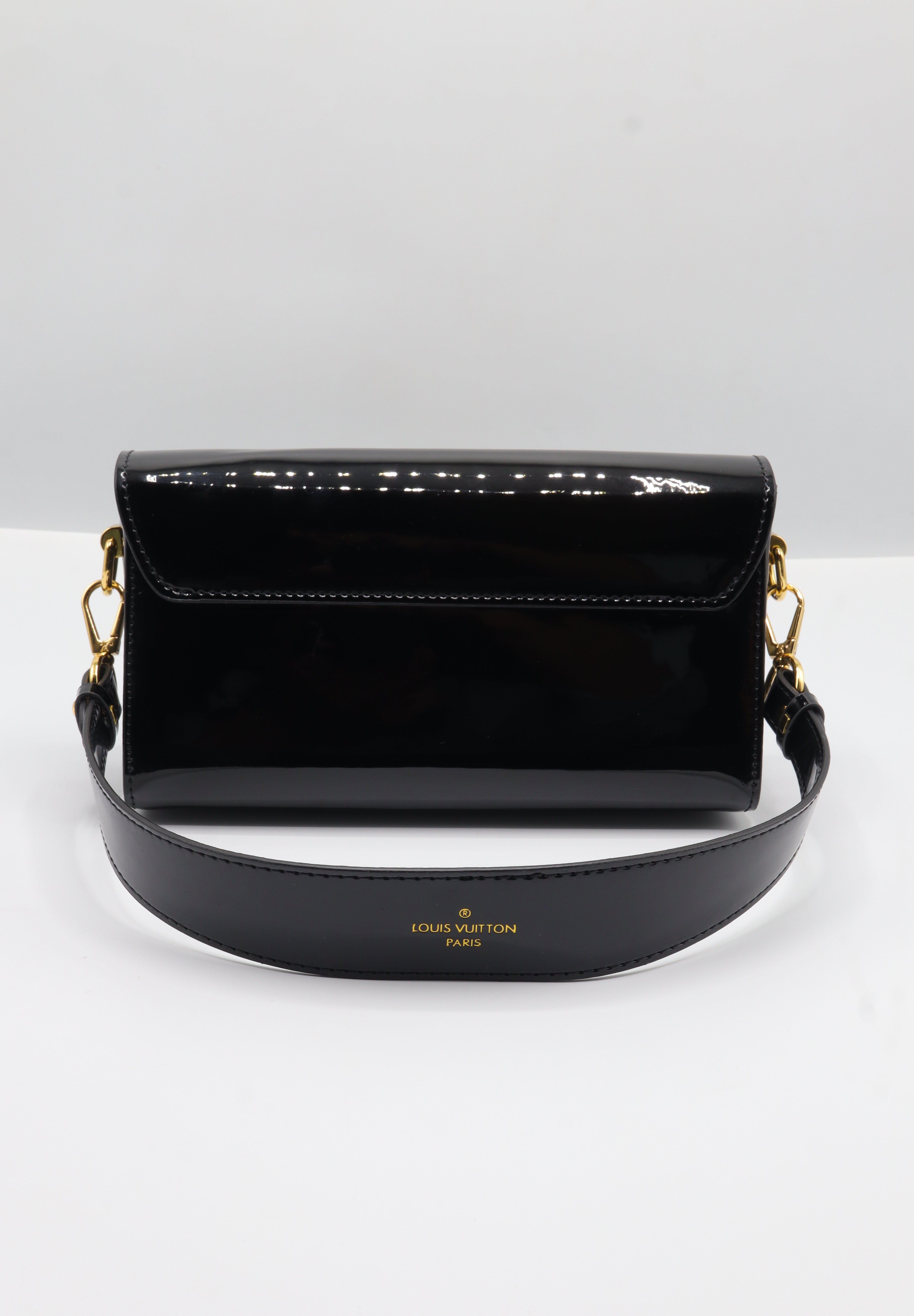 Louis Vuitton Twist Chain Wallet | Black Patent Leather