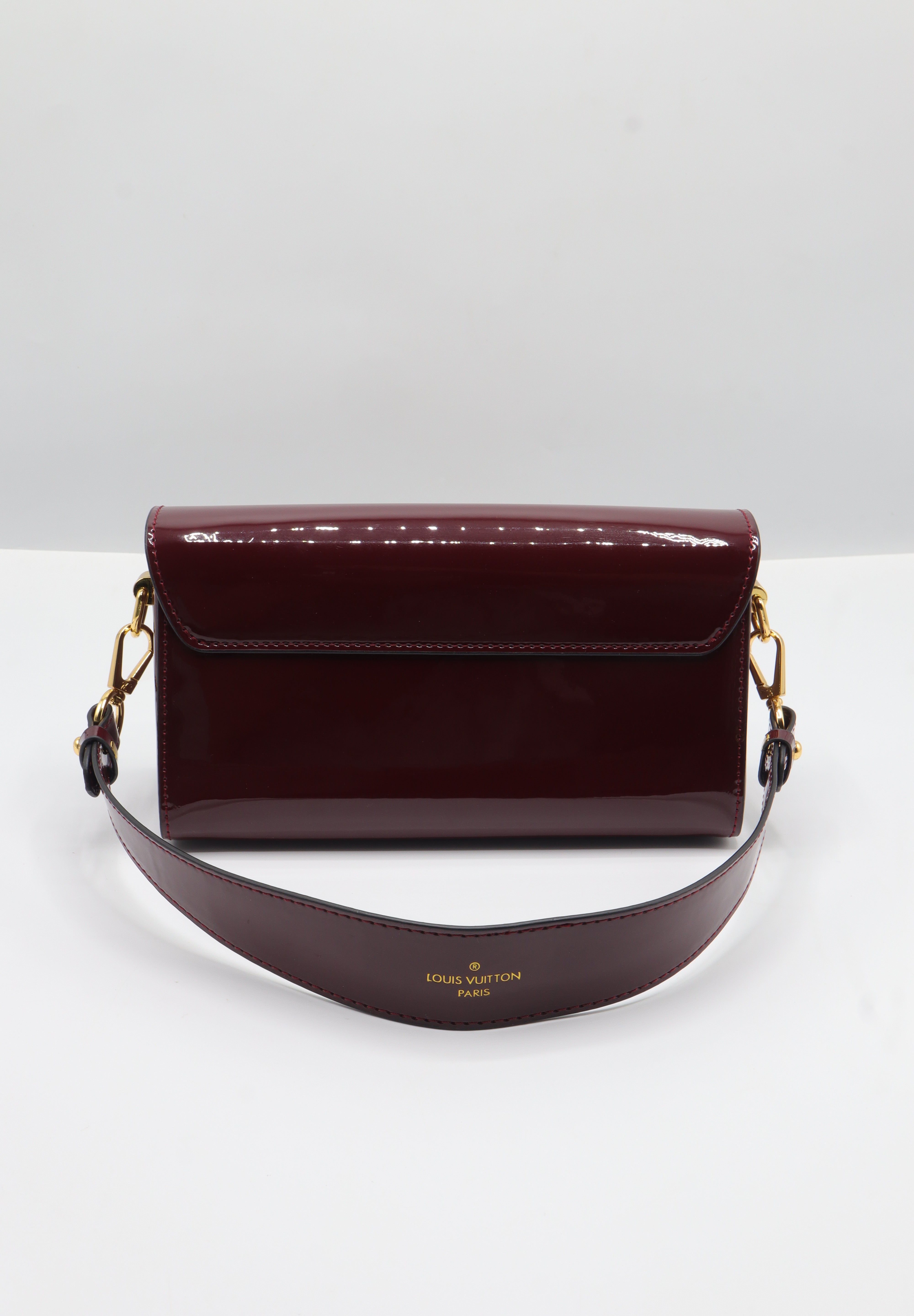 Louis Vuitton Twist Chain Wallet | Burgundy Patent Leather