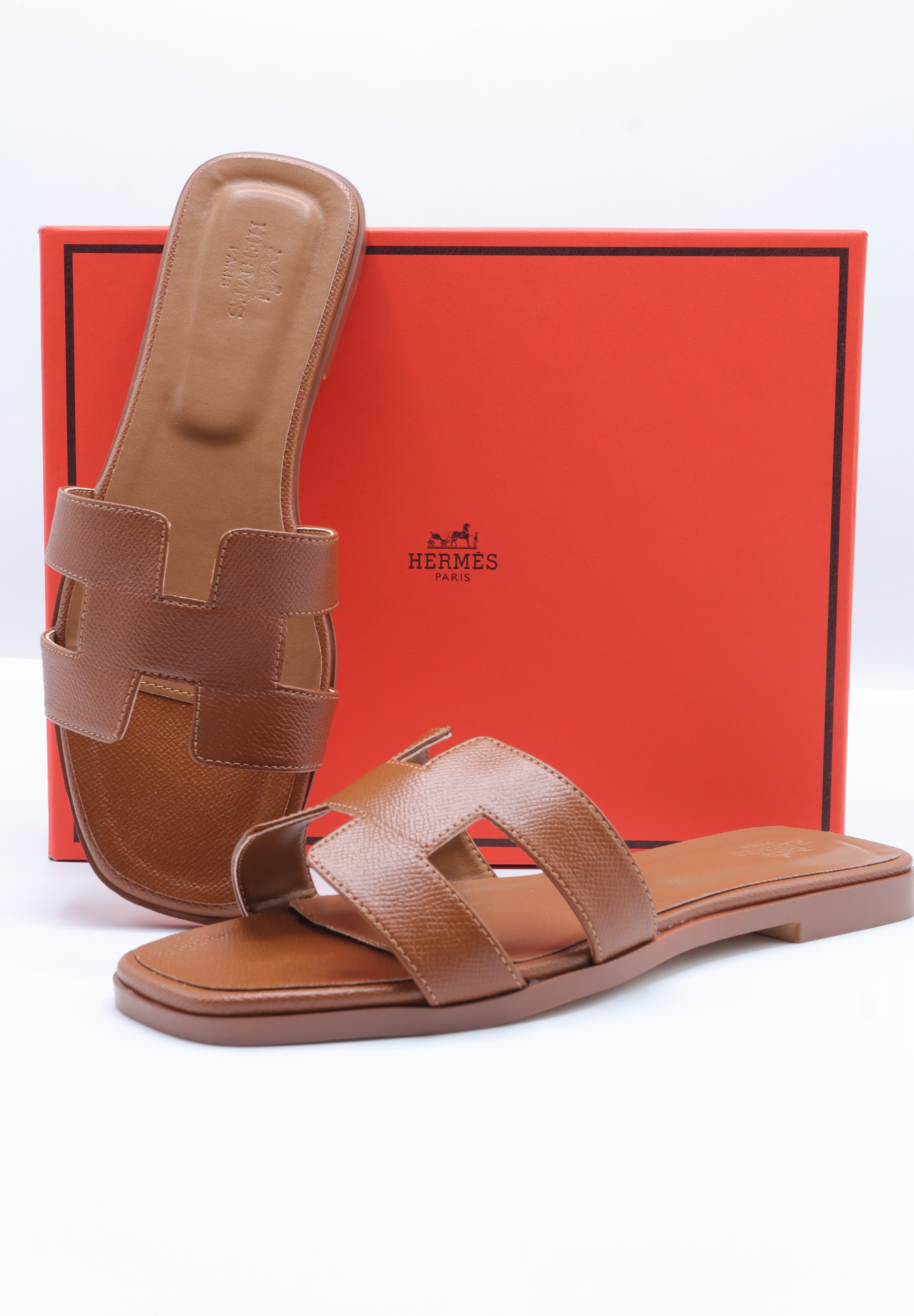Hermes Style Epsom Leather Oran Flat Sandals – Women's Gold / Tan Slide Shoes
