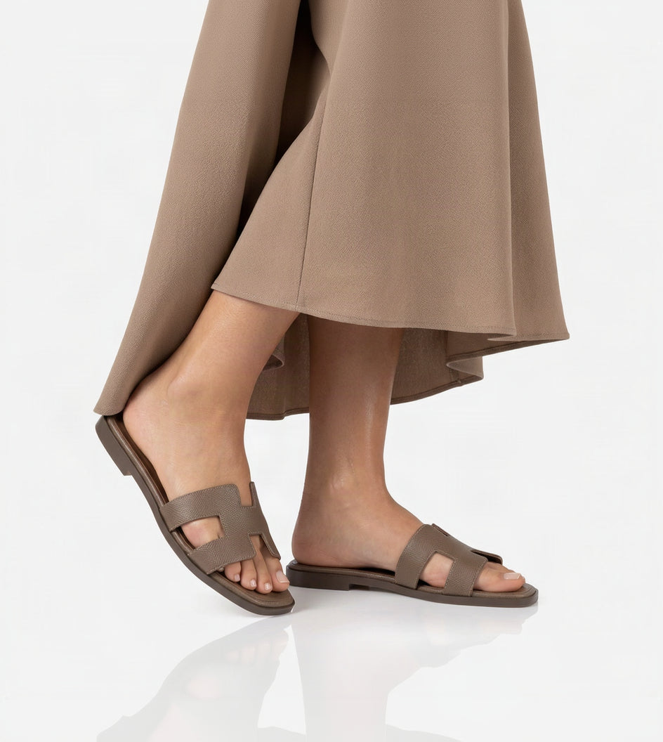 Hermes Style Epsom Leather Oran Flat Sandals – Women's Taupe Slide Shoes