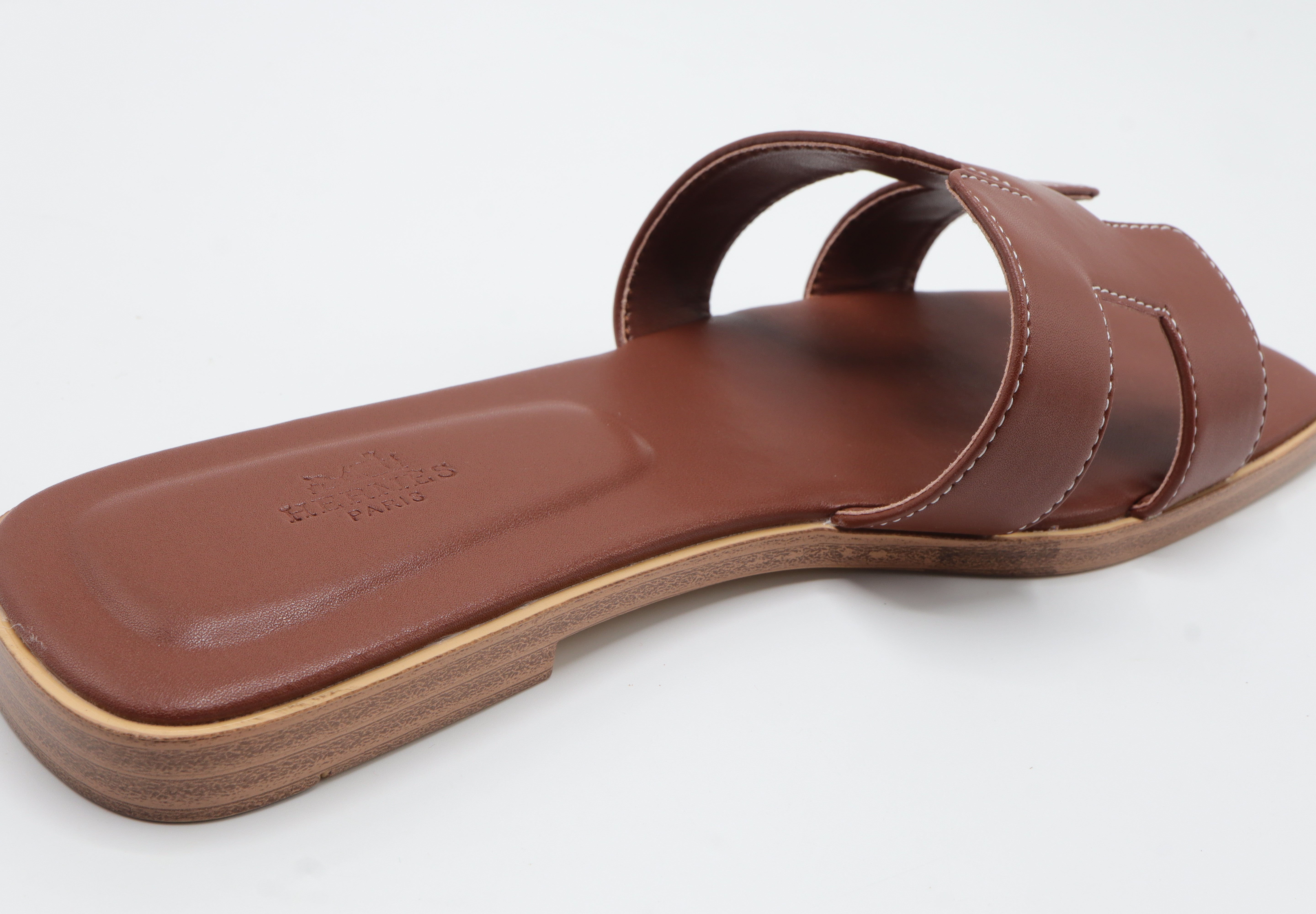 Hermes Style Smooth Leather Oran Flat Sandals – Women's Chocolate Brown Slide Shoes