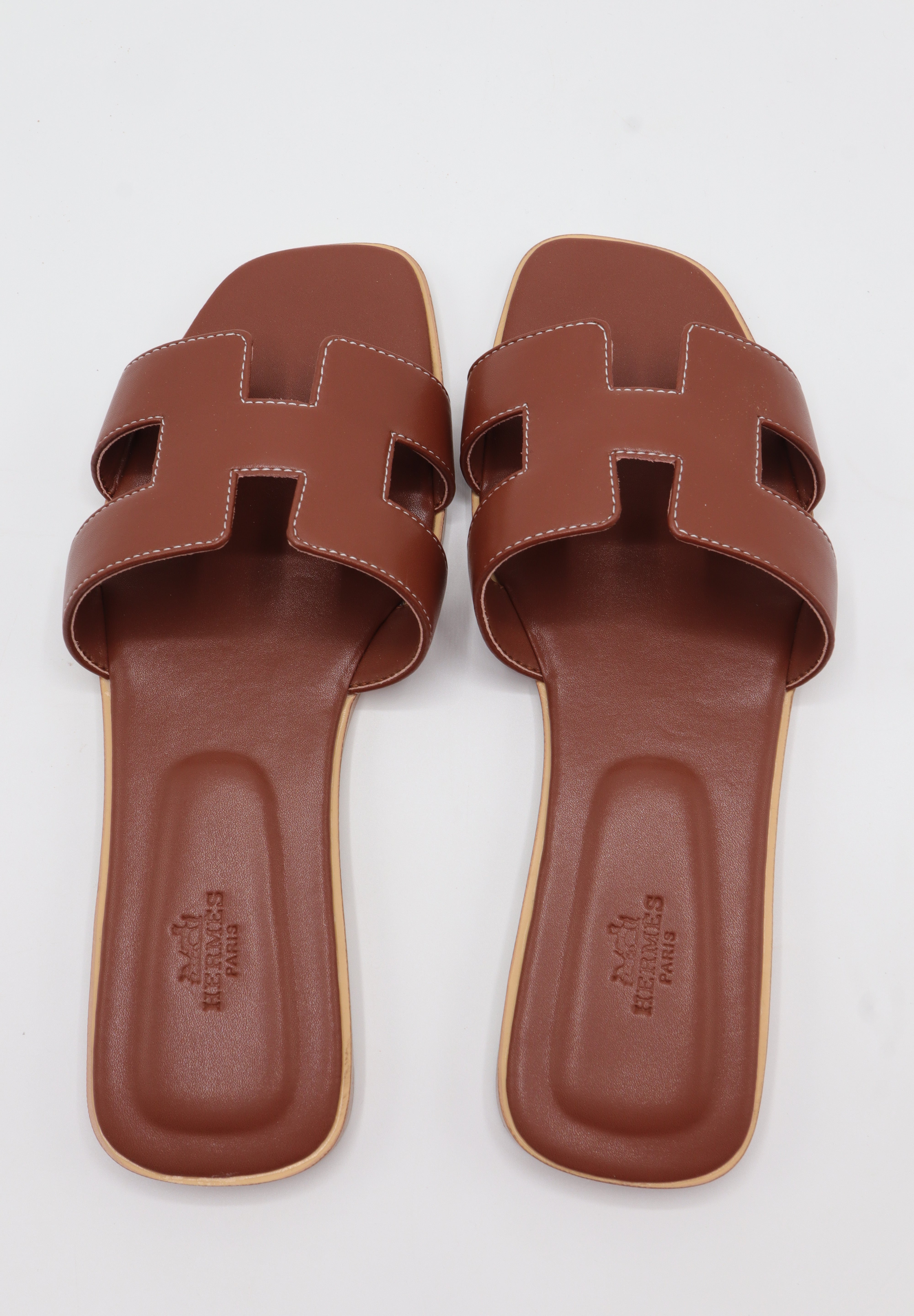 Hermes Style Smooth Leather Oran Flat Sandals – Women's Chocolate Brown Slide Shoes