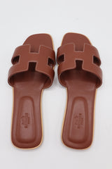 Hermes Style Smooth Leather Oran Flat Sandals – Women's Chocolate Brown Slide Shoes