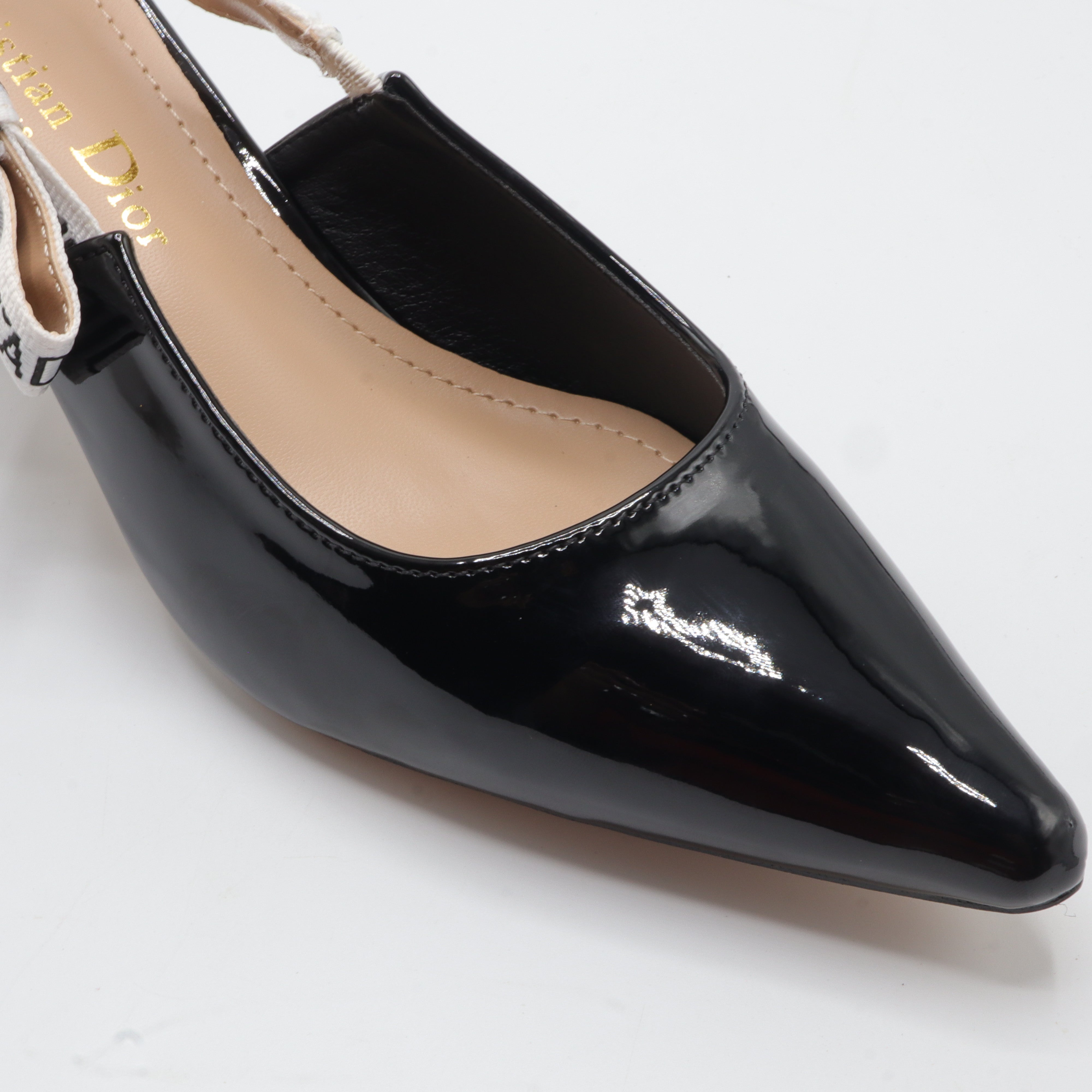 Embroidered Ribbon Slingback Pointed-Toe Kitten Heels – Women's Black Patent Low-Heel Pumps