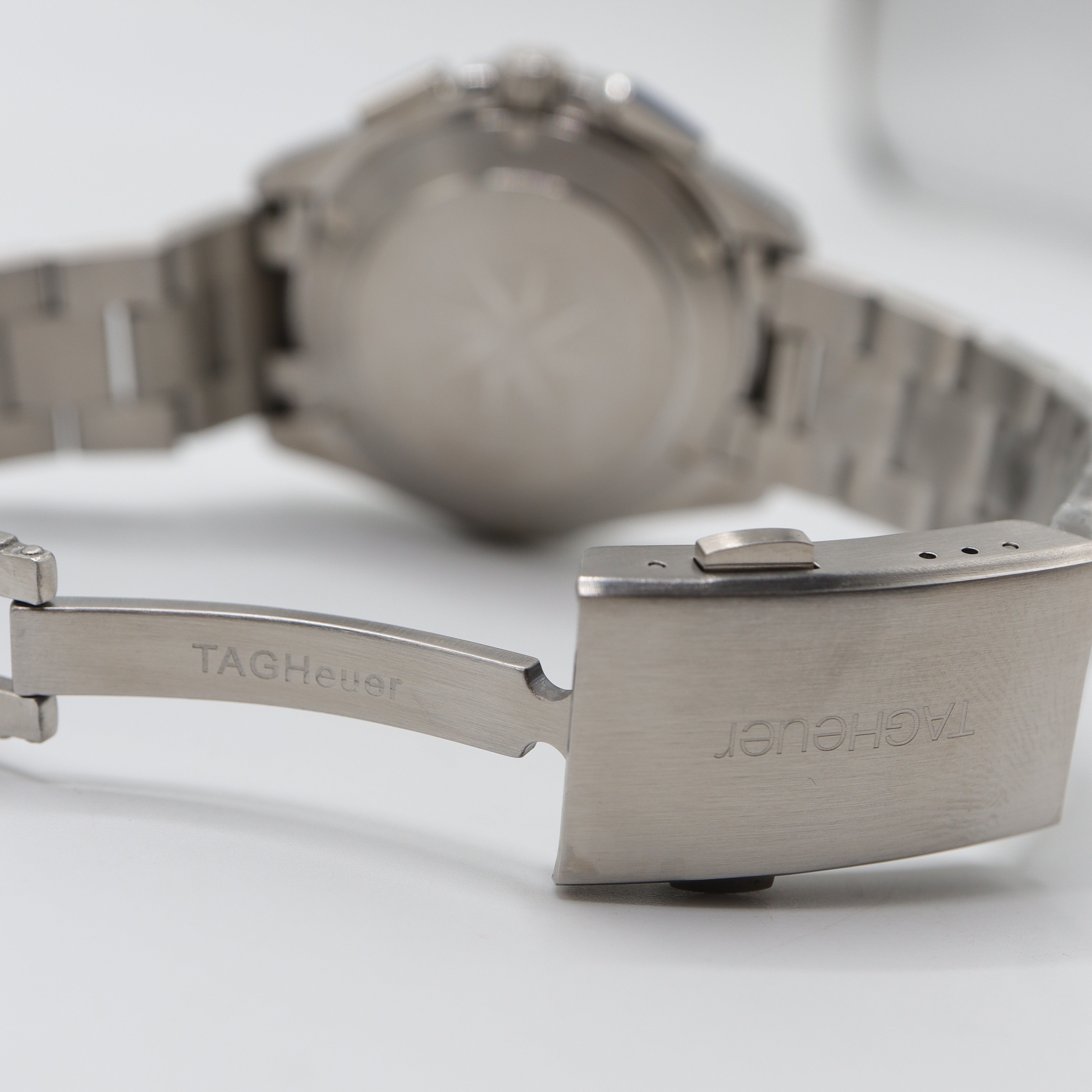 TAG Heuer Aquaracer Chronograph Watch – Men's Steel & White Dial Dive Watch
