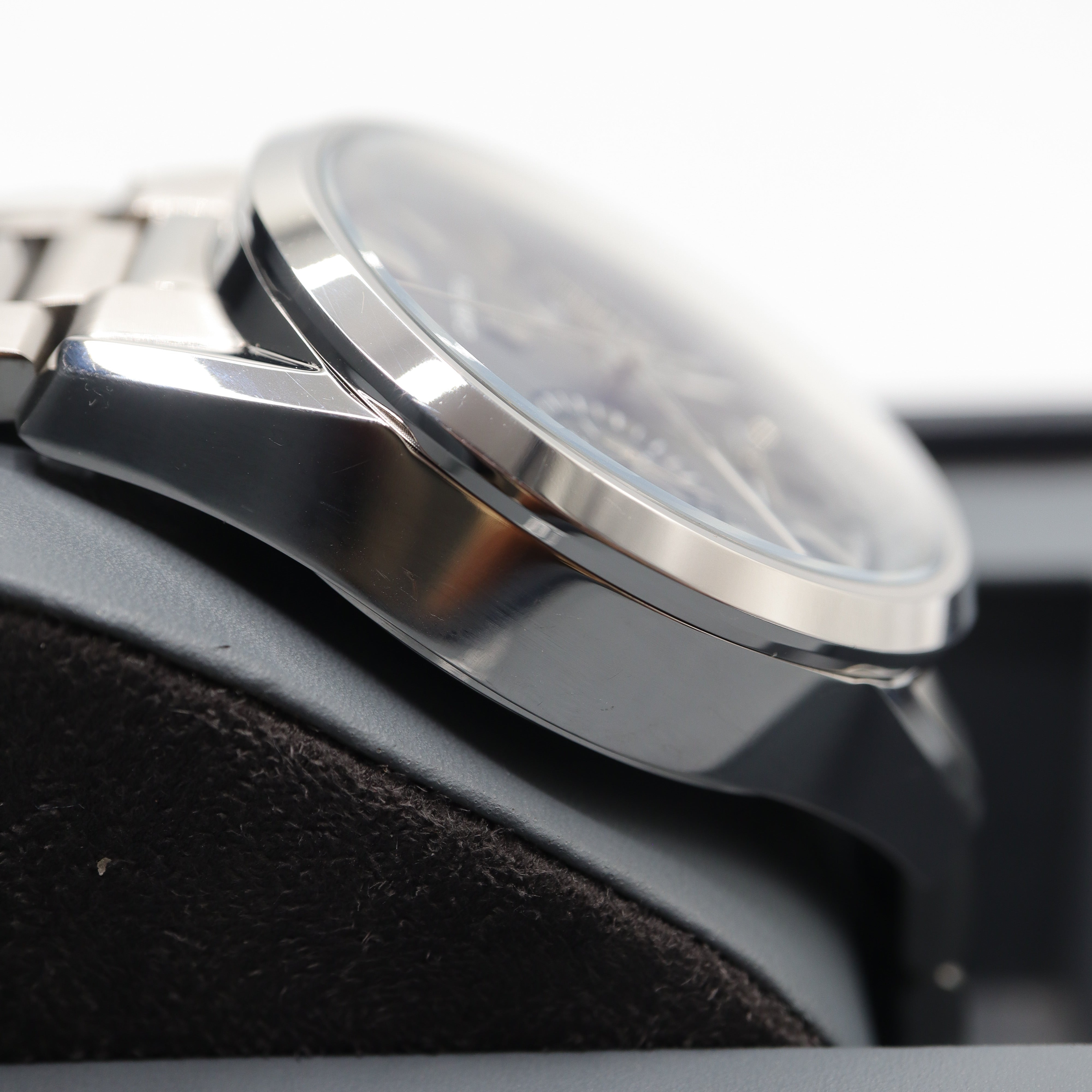 TAG Heuer Carrera Chronograph Watch – Men's Steel & Grey Sunburst Dial Watch