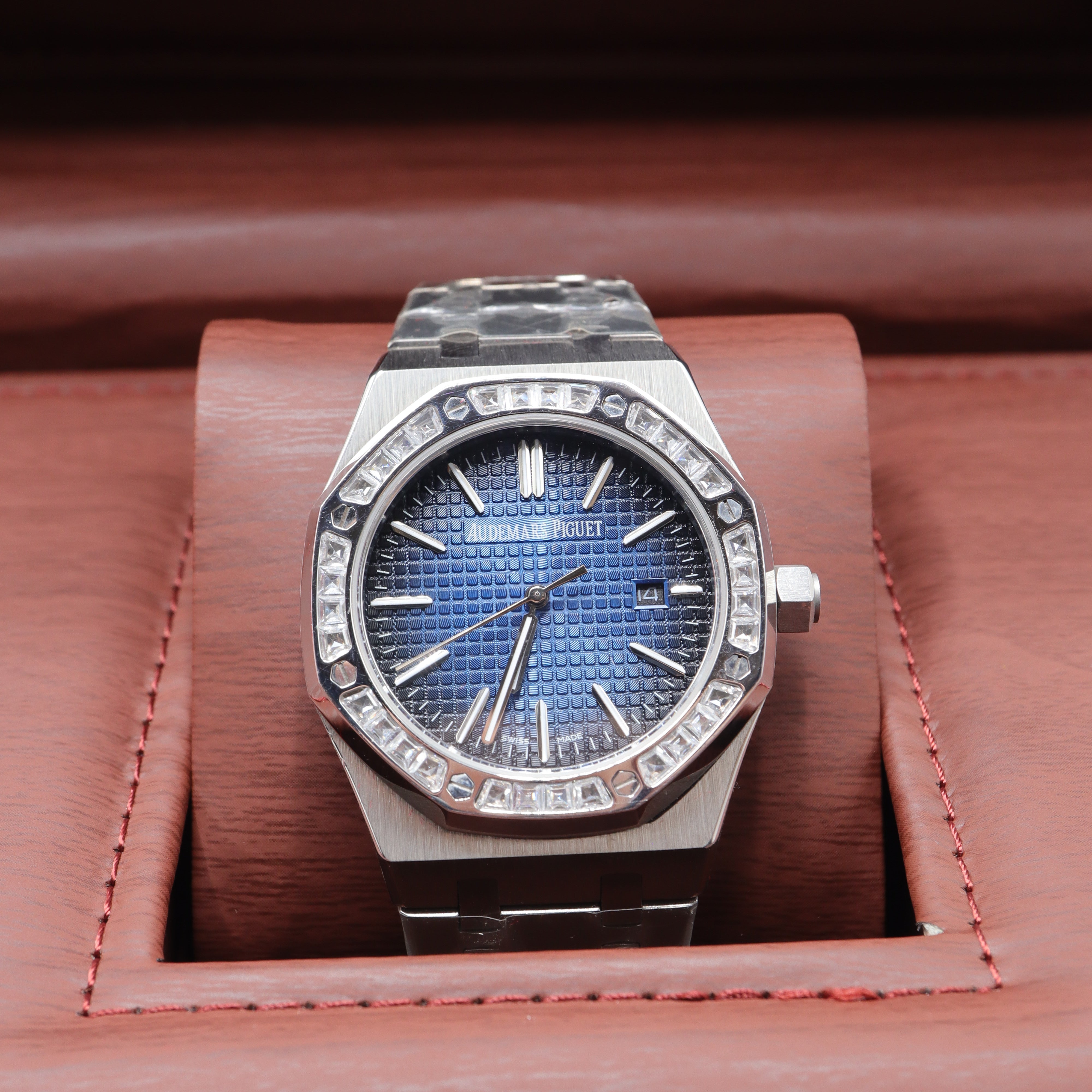 Audemars Piguet Style Royal Oak Diamond-Set Bezel Watch – Men's Steel & Blue Dial Watch