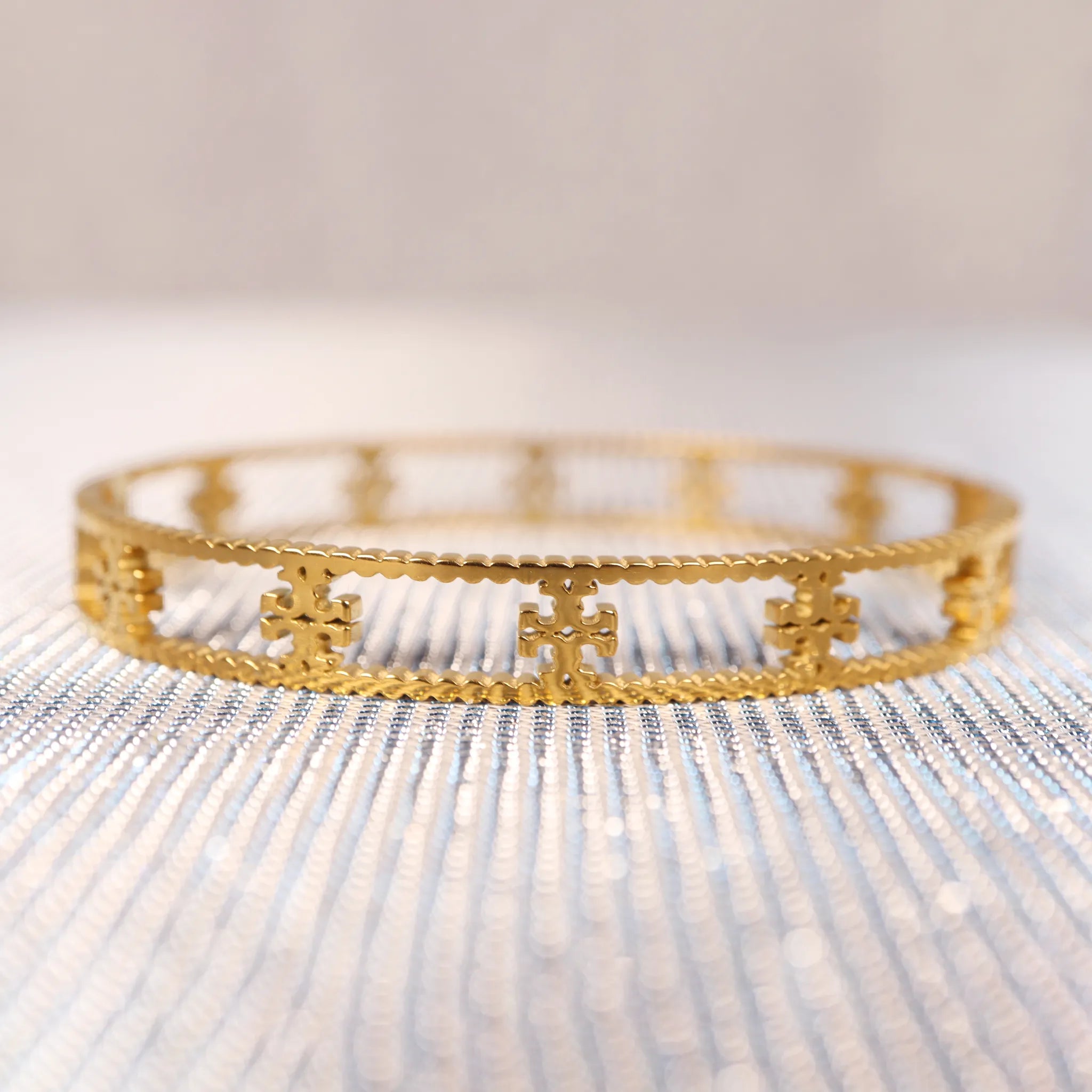 Versace Medusa bracelet in pakistan