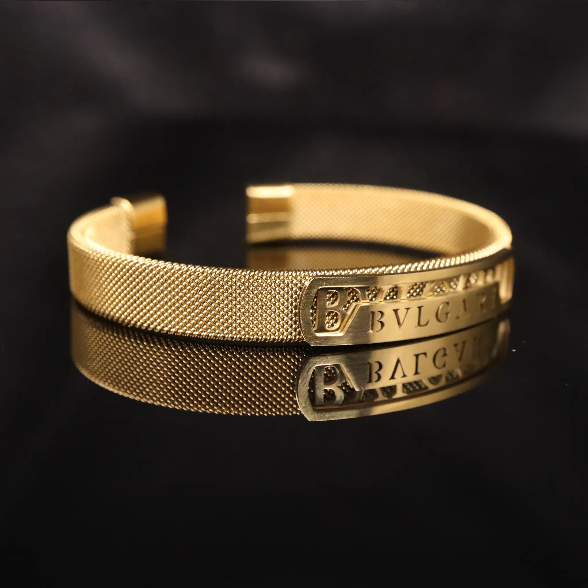 gold bracelet in qatar
