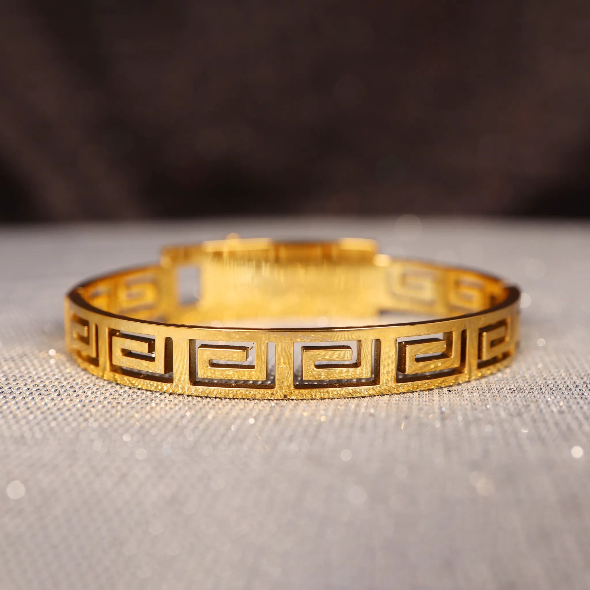 versache rings with logo for sale